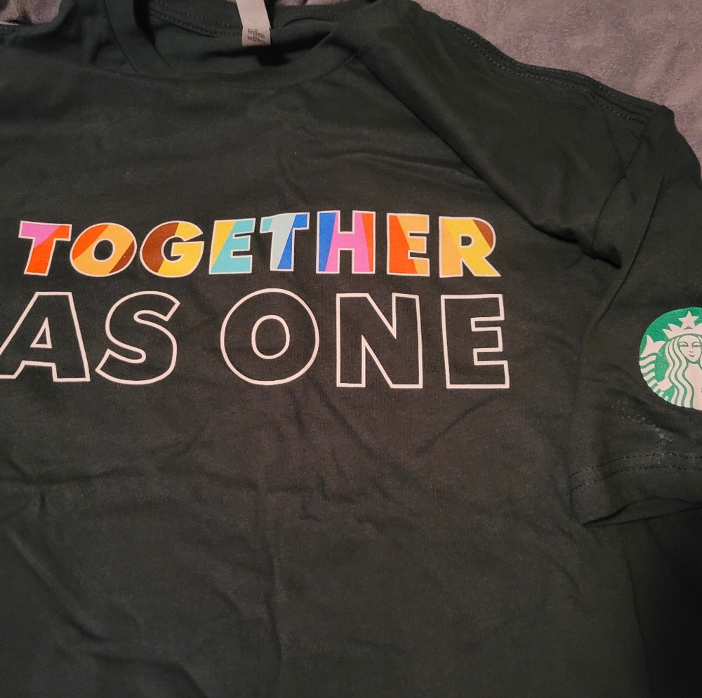 Starbucks 2021 Pride UNISEX L shirt